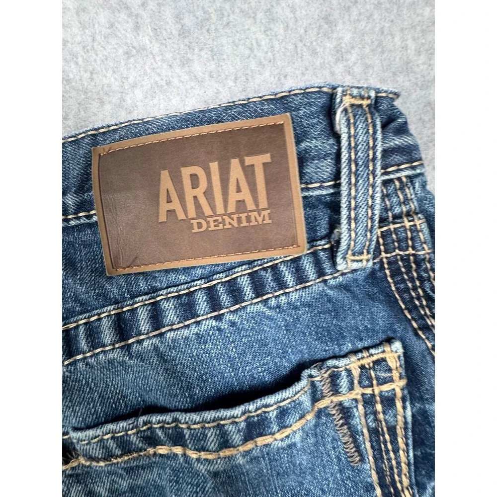 Ariat M4 Relaxed Boot Cut Jeans Mens 31x30 Medium Wash Denim Western Workwear